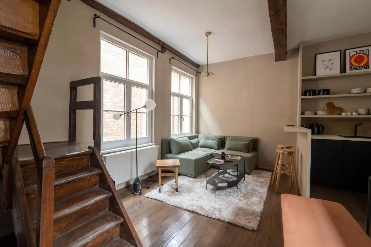 شقة Lovely Triplex In The Heart Of Le Sablon بروكسل بلجيكا